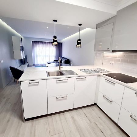 פארו Central And New Fancy 2 Bedroom Apart.W/ 2 Wc מראה חיצוני תמונה